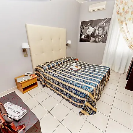 Ospite Inatteso Hotel 3*